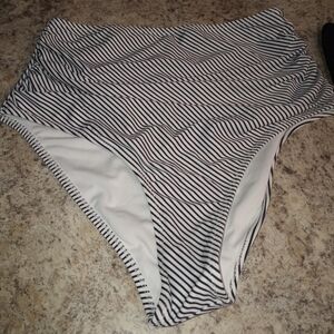 Cupshe Black and White Striped Bikini Bottom